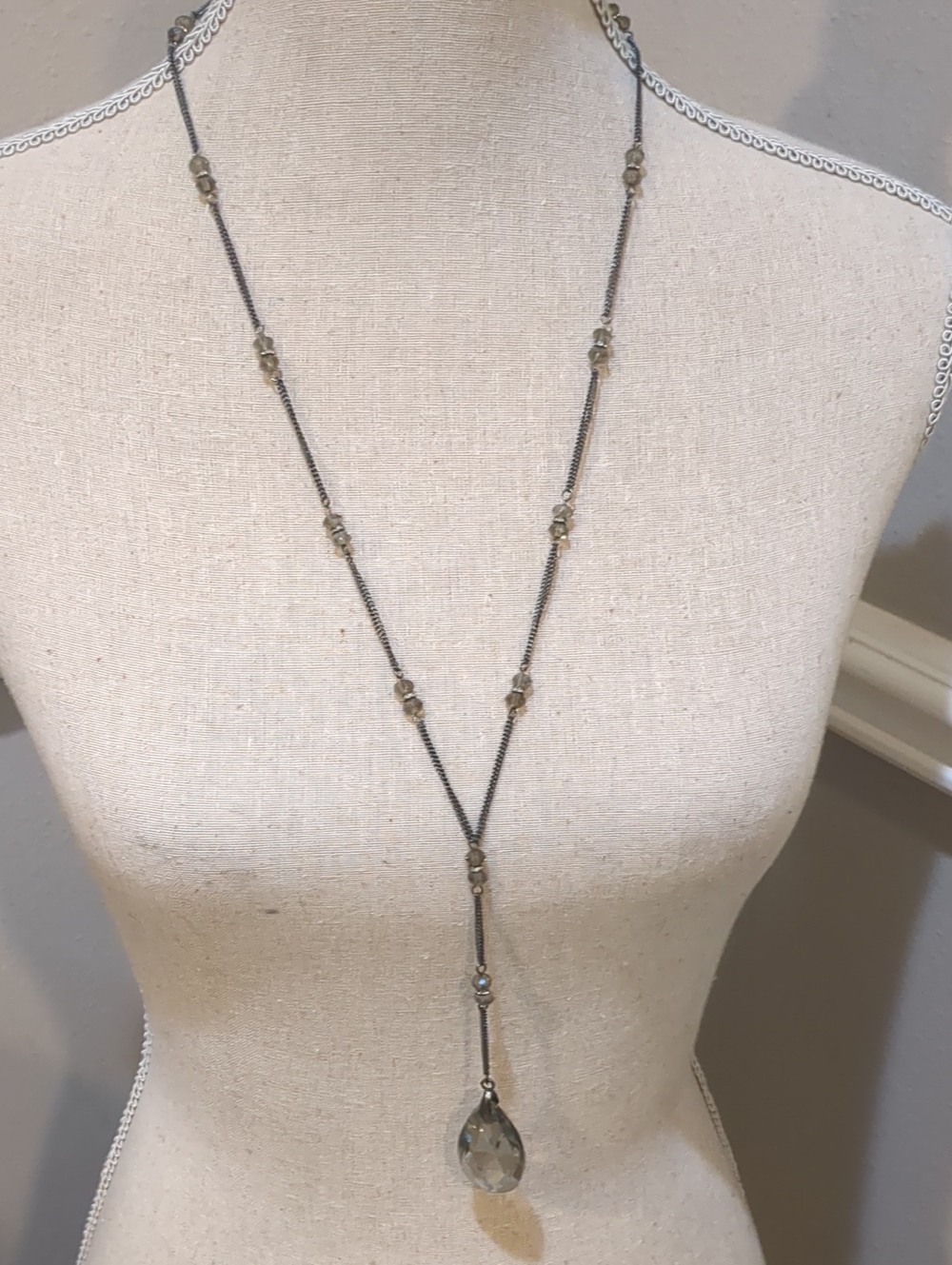 Long Crystal Drop Lariat Necklace - Gray